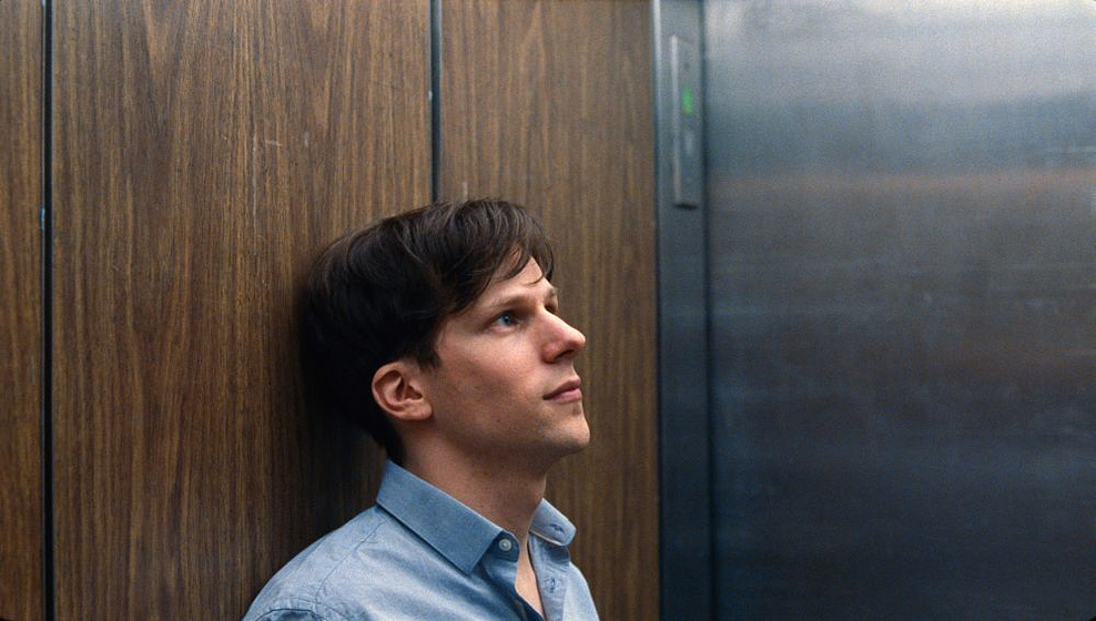 Jesse Eisenberg en El Amor es más fuerte que las Bombas