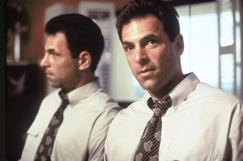 Ken Olin en muerta-al-llegar-el-ocaso