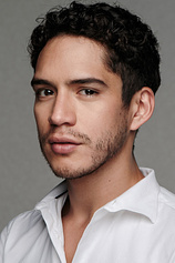 picture of actor Miguel Davalos
