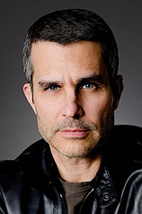 picture of actor Gregory Calpakis