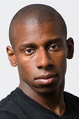 picture of actor Aaron Joshua