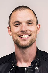 picture of actor Ed Skrein