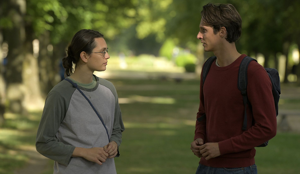 Ella Rumpf y Julien Frison en El Teorema de Marguerite