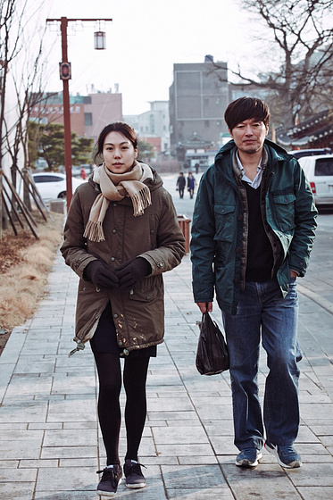 Jae-yeong Jeong y Kim Min-hee en Ahora sí, antes no