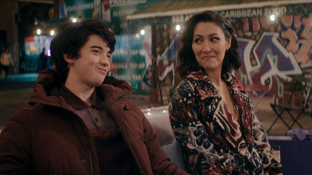 Eleanor Matsuura y Leo Long en yo-era-famoso
