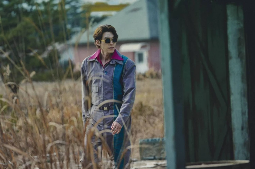 Kim Woo-bin en alienoid-return-to-the-future