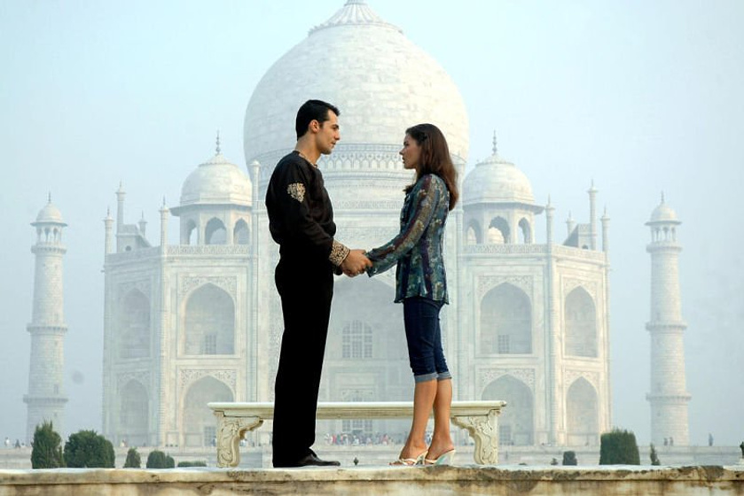 Katja Woywood y Erol Sander en Dream Hotel: India