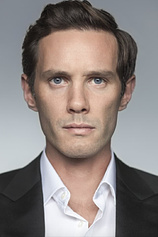 picture of actor Simon Haycock
