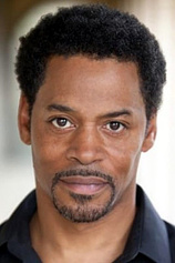 picture of actor Chris Tummings