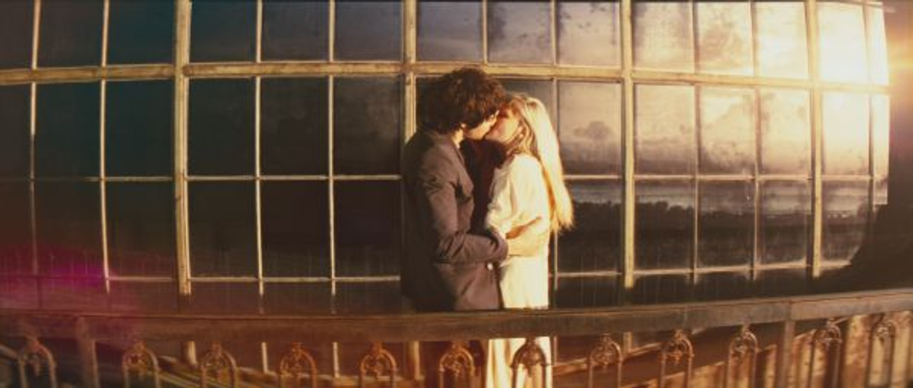 Kirsten Dunst y Jim Sturgess en Un Amor entre dos mundos