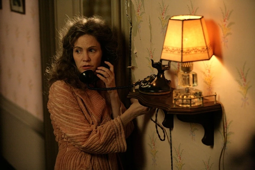 Jennifer Jason Leigh en amores-asesinos