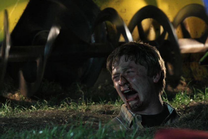 Simon Ginty en camino-sangriento-5-bloodlines