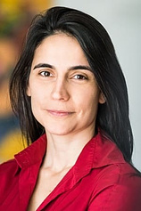 photo of person Julia Bacha