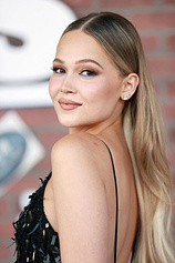 picture of actor Kelli Berglund