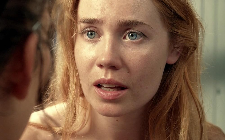 Palina Rojinski en Hotel Desire