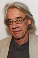 photo of person Roger Lloyd-Pack