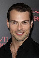 picture of actor Shawn Roberts