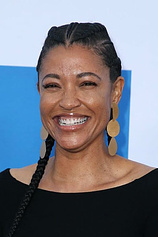 photo of person Tina Gordon