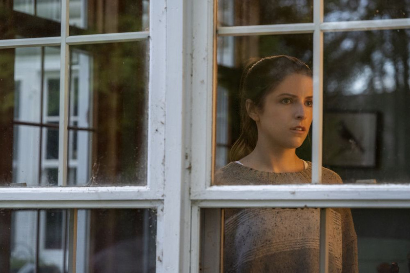 Anna Kendrick en Alice, Cariño
