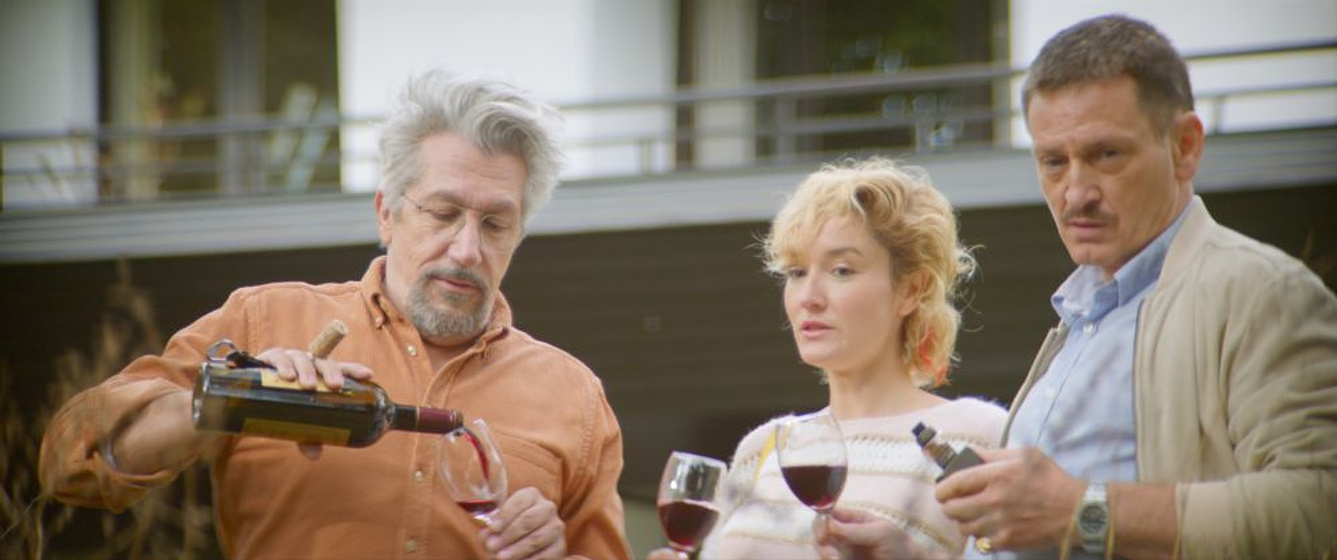 Alain Chabat, Benoît Magimel y Anaïs Demoustier en Increíble pero Cierto