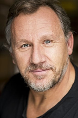 picture of actor Andrew Grainger