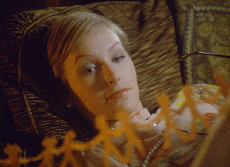 Lorna Heilbron en Síntomas