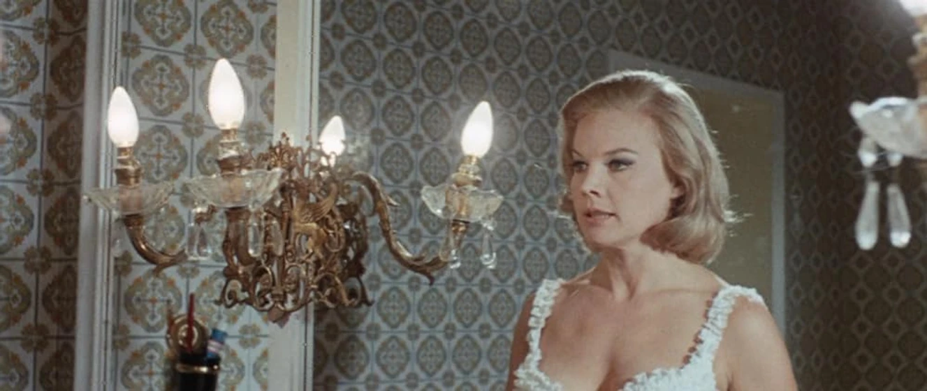 Carroll Baker en orgasmo
