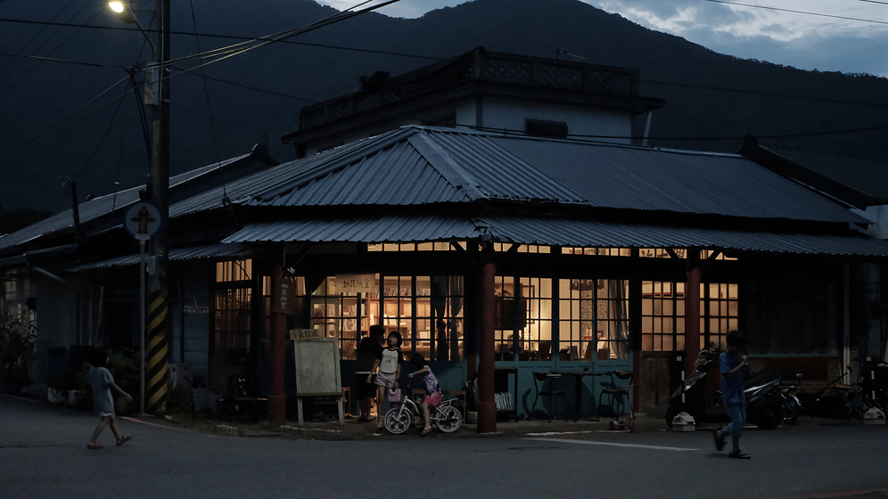 Imagen de poetries-from-the-bookstores-somewhere-i-belong