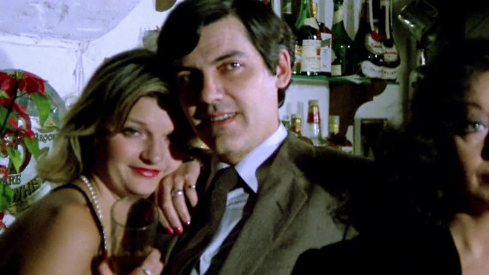 Antonio Mayans y Muriel Montossé en Las Orgías Inconfesables de Emmanuelle