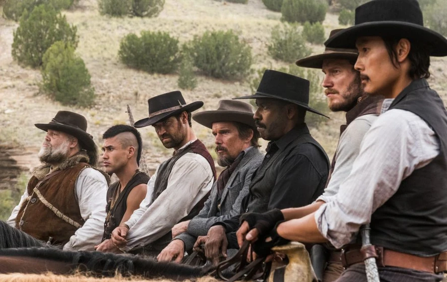 Denzel Washington, Vincent D'Onofrio, Ethan Hawke, Lee Byung-hun y Chris Pratt en los-siete-magnificos-2016