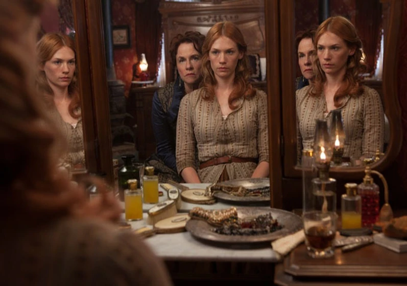 January Jones en sweetwater