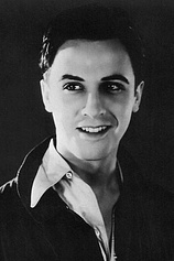 picture of actor Enrique Rivero
