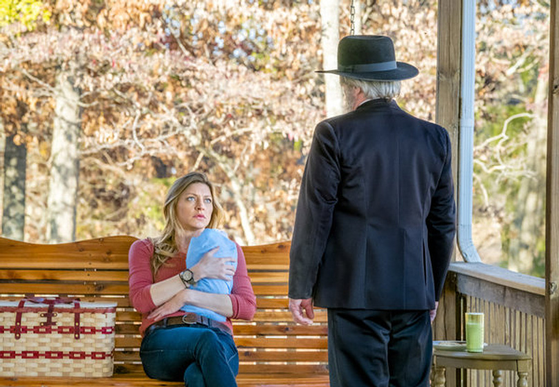 Jes Macallan y Tom Luce en Amor sin Condición