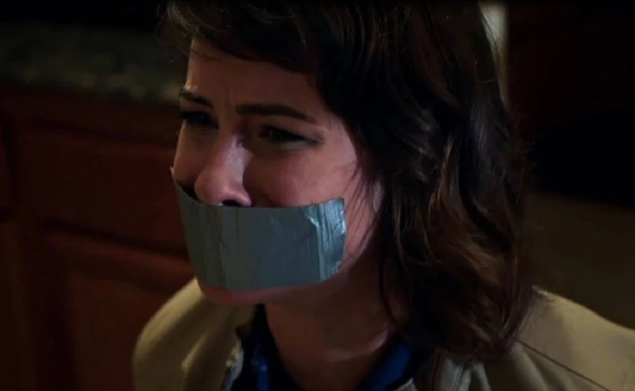 Linsey Godfrey en un-rostro-del-pasado
