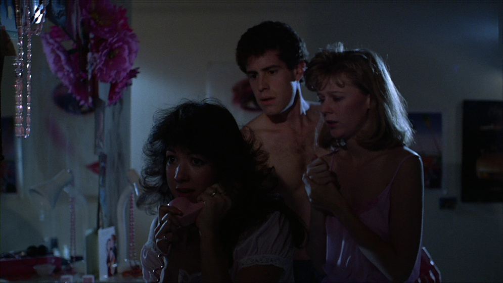 Wendy Martel, Pamela Ross y Joe Nassi en El Internado