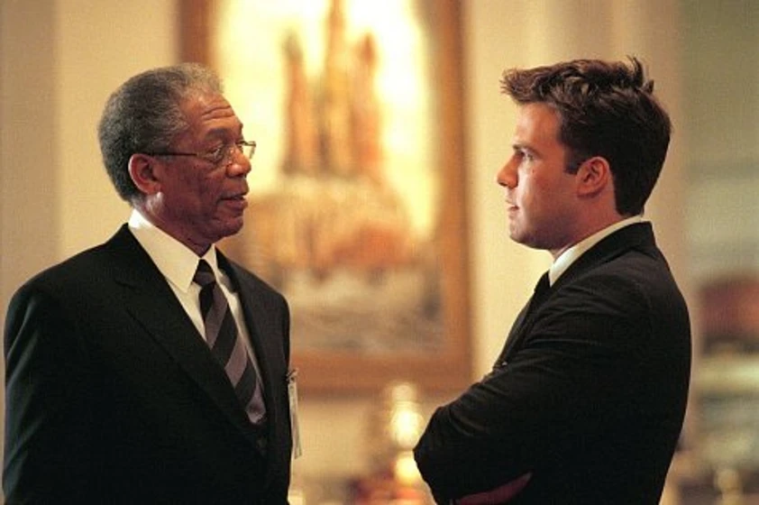 Morgan Freeman y Ben Affleck en panico-nuclear