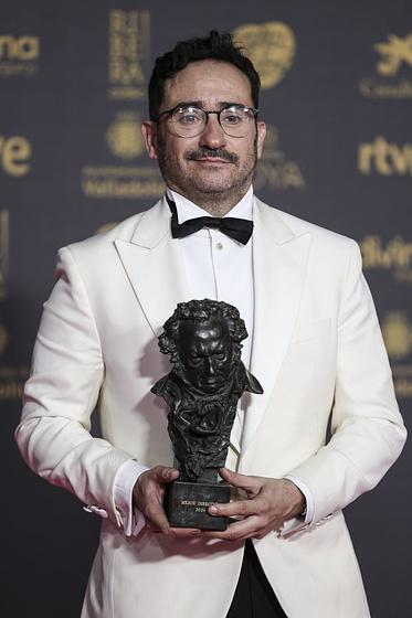 J.A. Bayona en Tonto quien lo lea