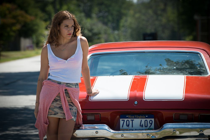 Riley Keough en La Suerte de los Logan
