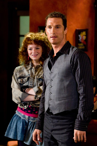 Matthew McConaughey y Emma Stone en Los Fantasmas de mis ex novias