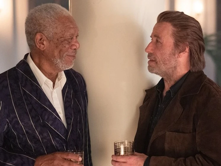 Morgan Freeman y John Travolta en poison-rose