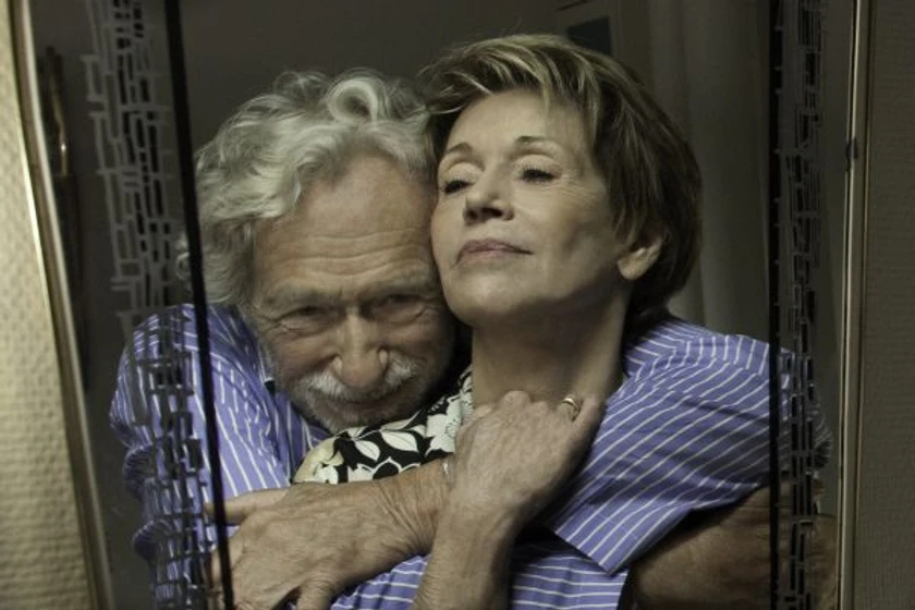 Jane Fonda y Pierre Richard en y-si-vivimos-todos-juntos