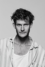 picture of actor Simon Bennebjerg