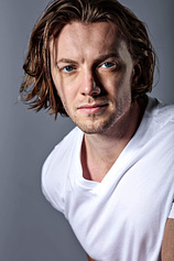 picture of actor Sam Meader
