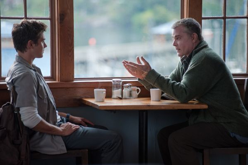 Ray Liotta y Zac Efron en Siempre a mi lado