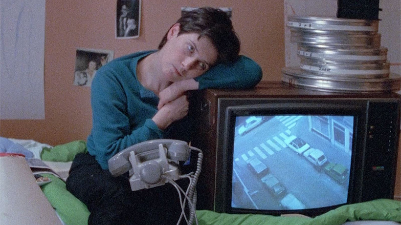 Imagen de The Man with the Suitcase