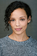 picture of actor Nicole Fortuin