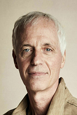 photo of person Dan Gilroy