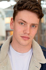 picture of actor Richard Crouchley