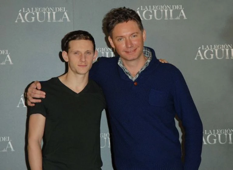 Jamie Bell y Kevin Macdonald en la-legion-del-aguila (Rueda de prensa en Madrid. Marzo 2011)