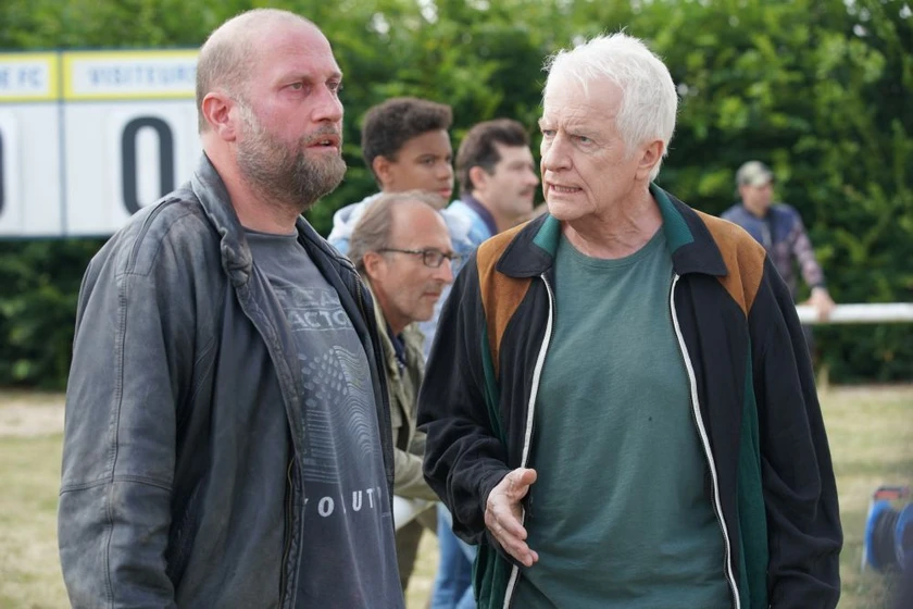 André Dussollier y François Damiens en una-pequena-mentira